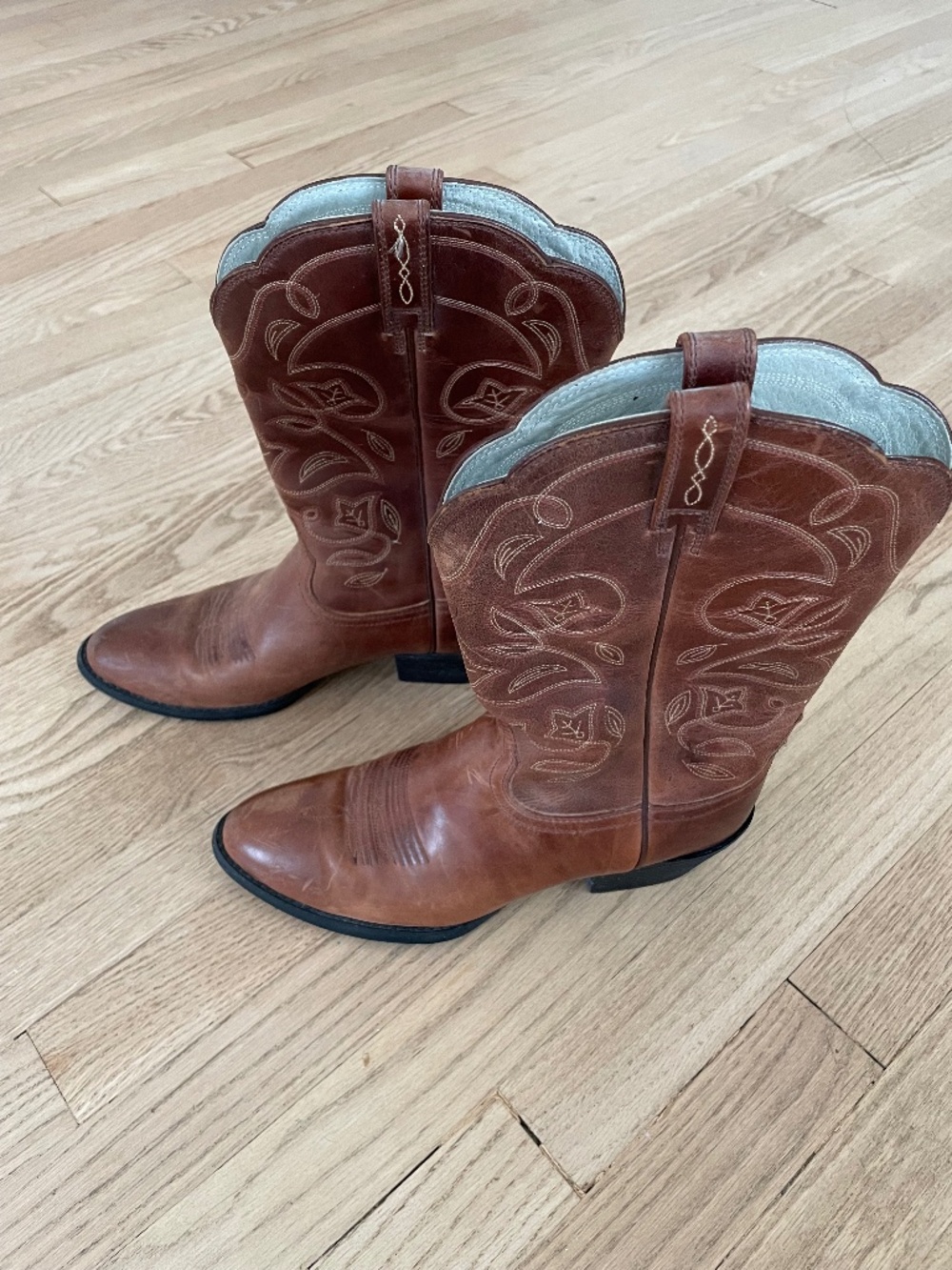 Ariat Ladies Heritage R Toe Russet Rebel Western Boots